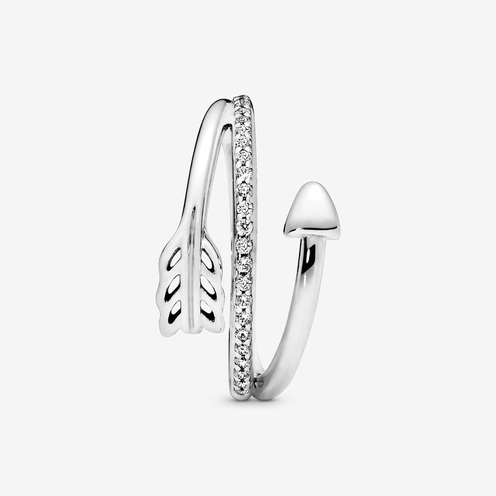 Sparkling arrow deals ring pandora