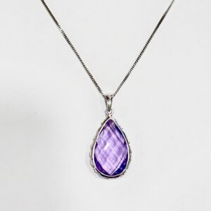 9ct white gold pear cut amethyst pendant