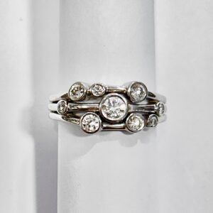 18ct white gold and diamond bubble style dress ring
