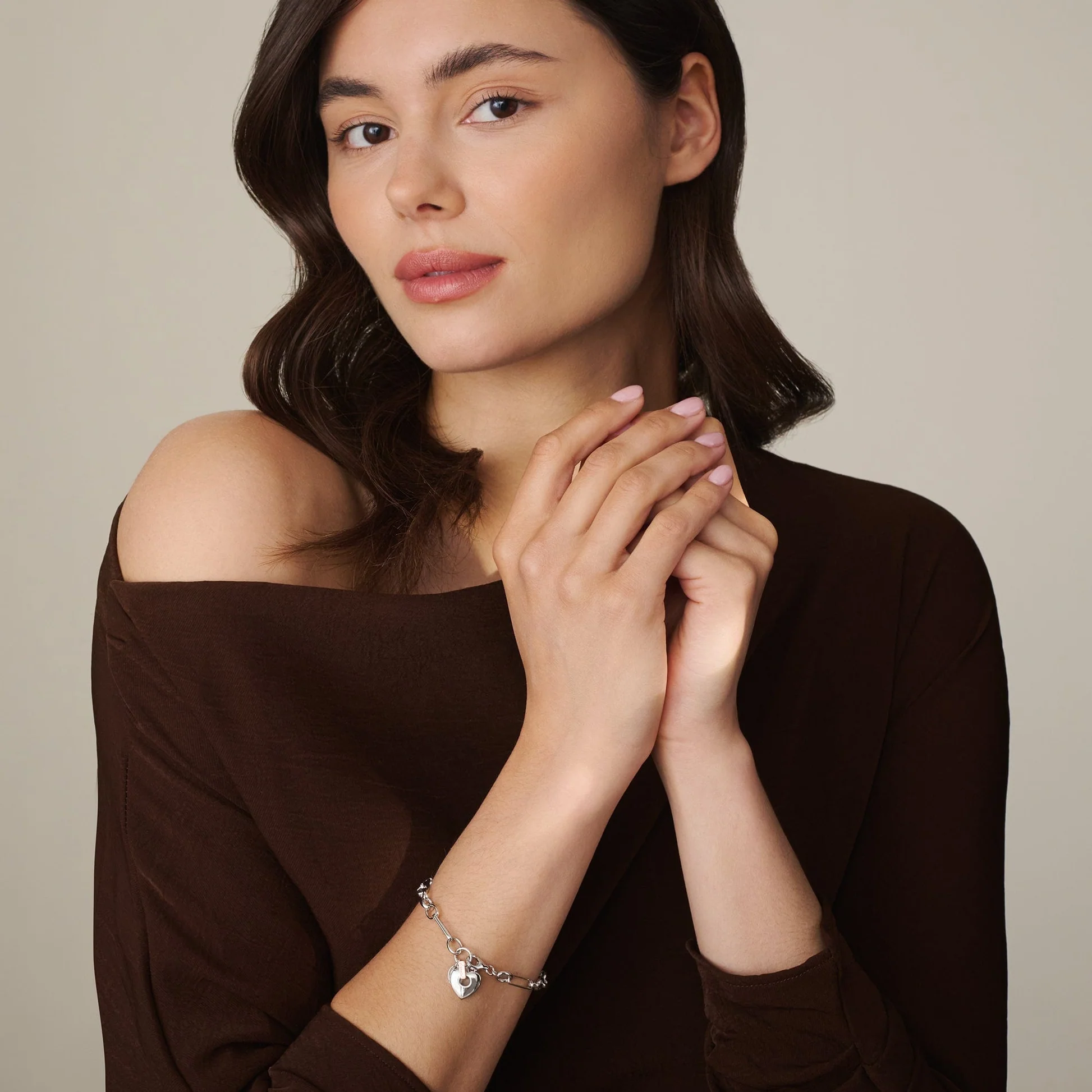 XX3SCBR6_521768f2-e6b9-4bd3-ab3b-4e734df8da7c