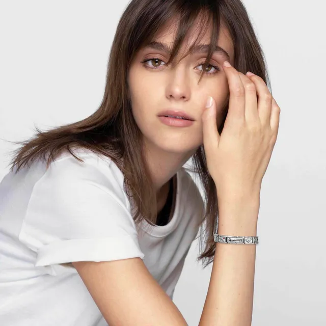 330101_18-02-1500x1500