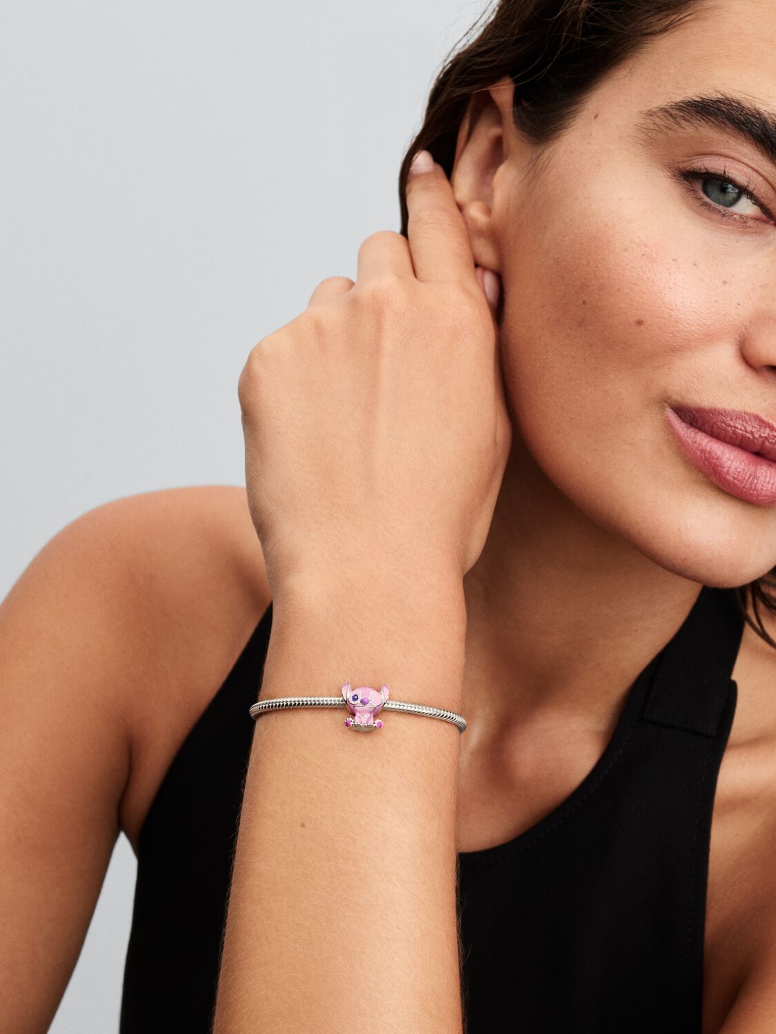 2025Q2D_collection_disney_go_ac_tp_pdp_model_single_02_1x1_rgb - Copy - Copy