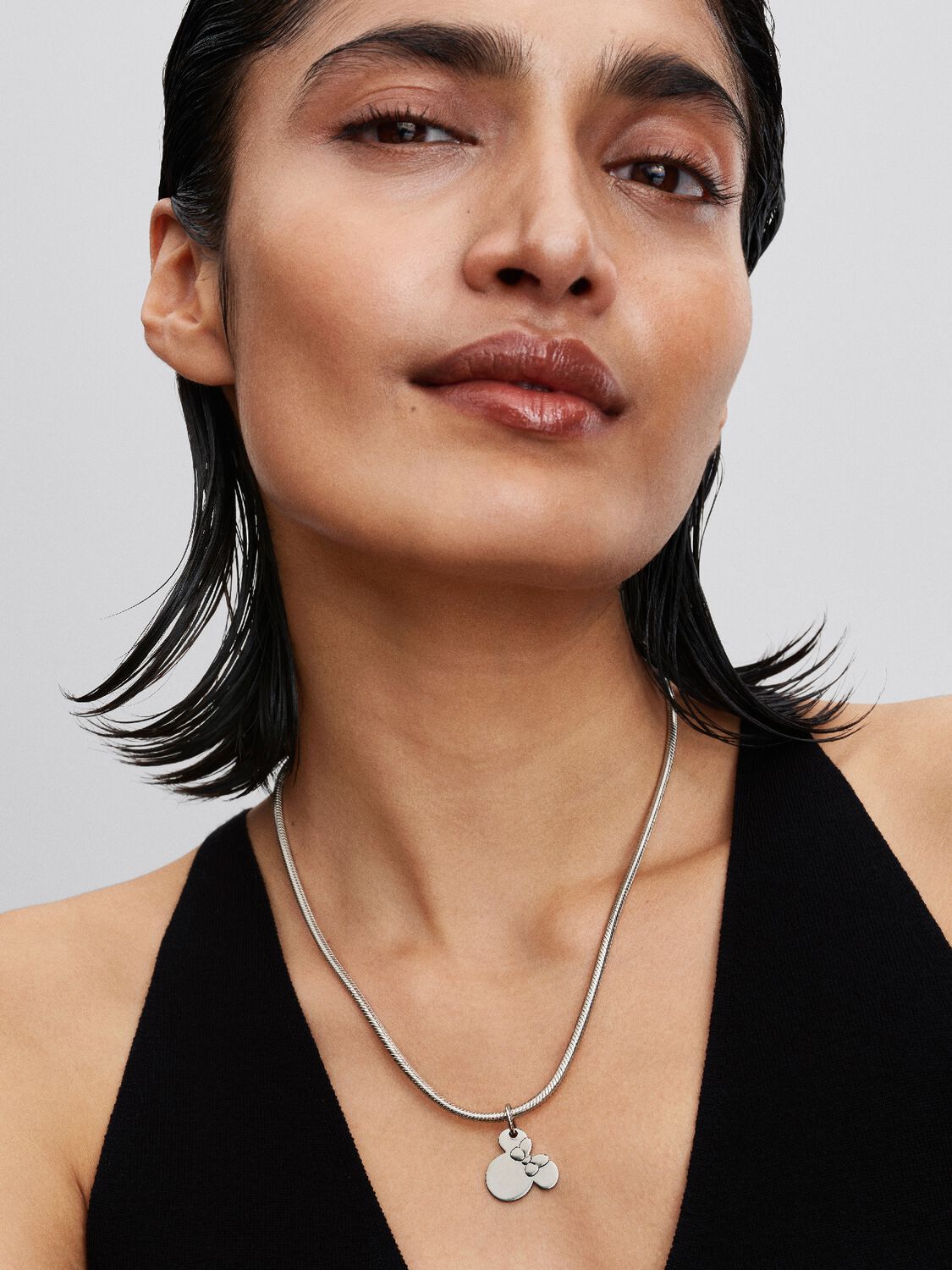 2025Q3E_collection_disney_go_ac_tp_pdp_model_single_01_1x1_RGB