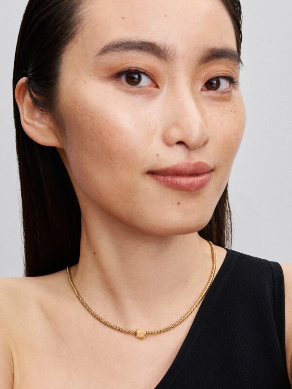 2025Q3E_collection_moments_go_ac_tp_pdp_model_single_26_1x1_RGB